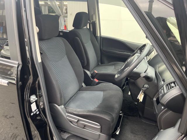 NISSAN SERENA  S-HYBRID 2013 Image 31