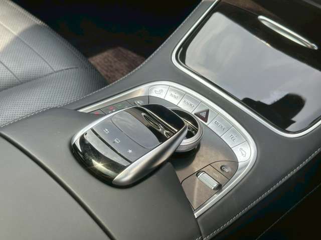 MERCEDES BENZ S CLAS 2015 Image 31