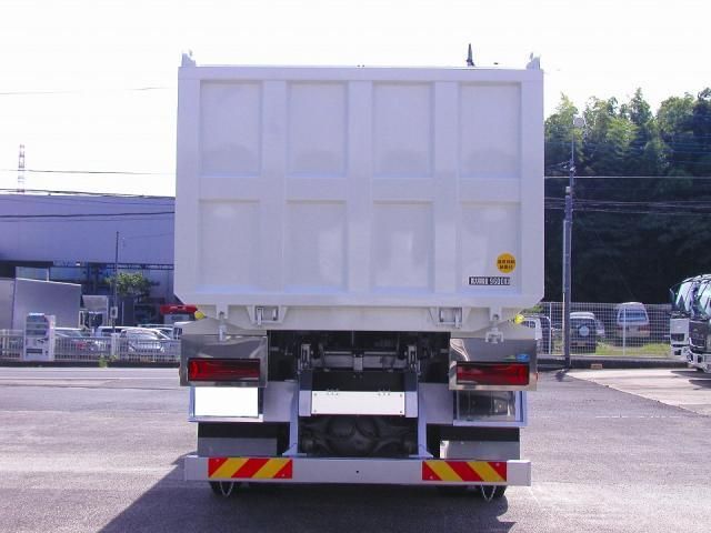 MITSUBISHI FUSOU SUPER GREAT 2025 Image 31