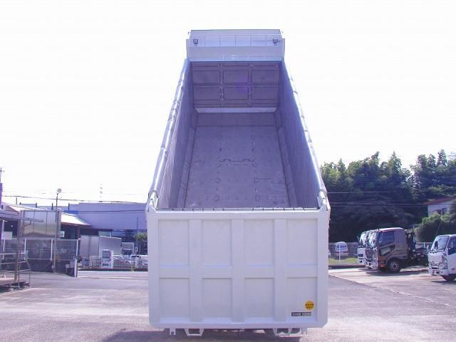 MITSUBISHI FUSOU SUPER GREAT 2025 Image 31