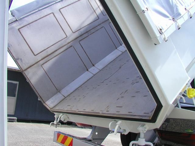 MITSUBISHI FUSOU SUPER GREAT 2025 Image 31