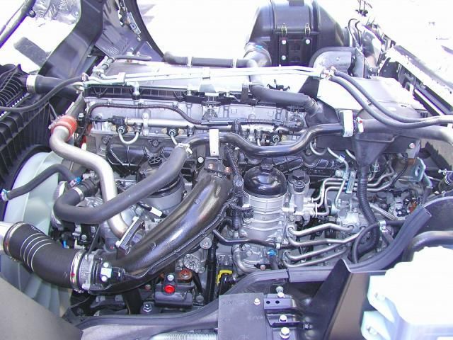 MITSUBISHI FUSOU SUPER GREAT 2025 Image 31