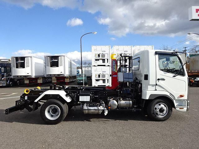 MITSUBISHI FUSOU FIGHTER 2025 Image 31