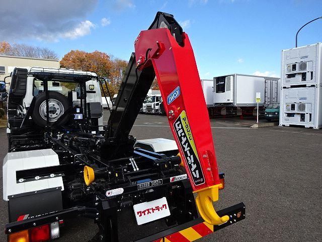 MITSUBISHI FUSOU FIGHTER 2025 Image 31