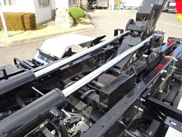 MITSUBISHI FUSOU FIGHTER 2025 Image 31