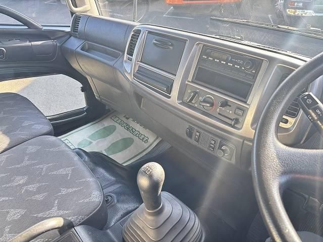 HINO RANGER 2011 Image 31