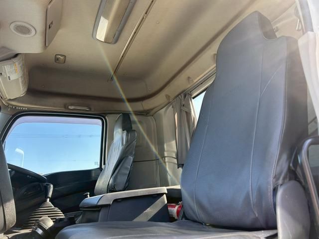 ISUZU GIGA 2016 Image 31