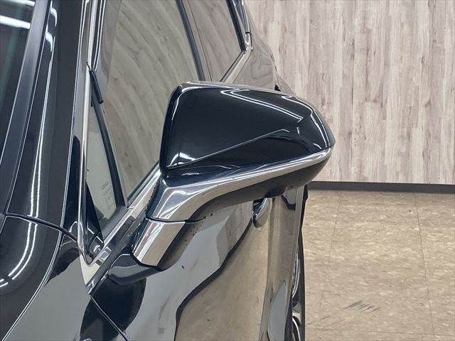 TOYOTA LEXUS NX300H 2018 Image 31