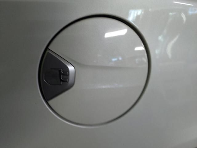 TOYOTA PRIUS PHV 2015 Image 31