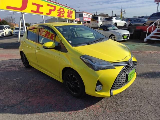 TOYOTA VITZ 2015 Image 31