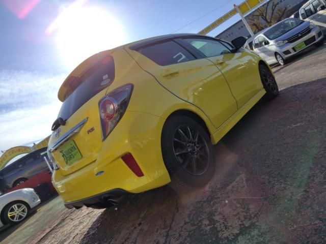 TOYOTA VITZ 2015 Image 31