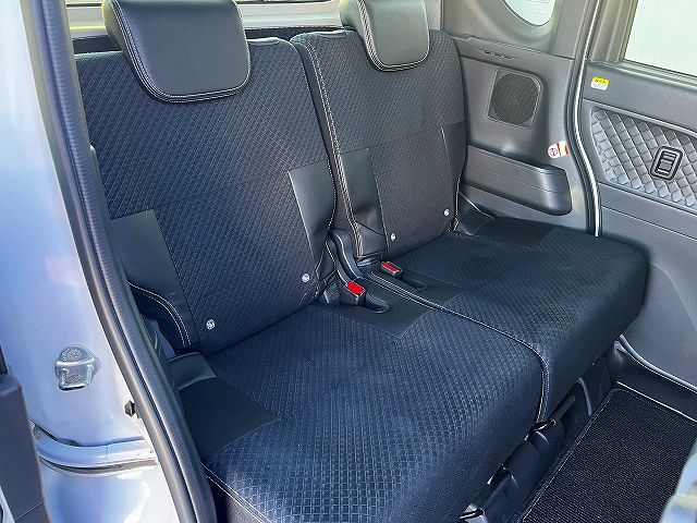 DAIHATSU TANTO CUSTOM 2021 Image 31