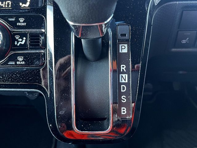 DAIHATSU TANTO CUSTOM 2021 Image 31