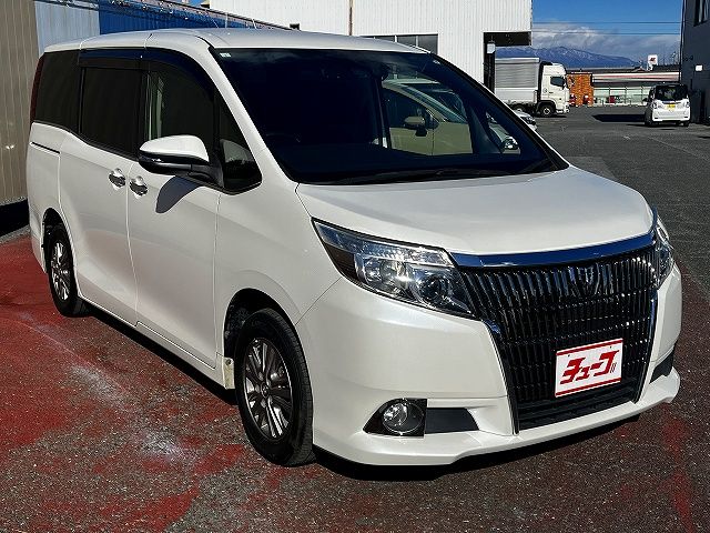 TOYOTA ESQUIRE 2017 Image 31