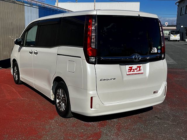 TOYOTA ESQUIRE 2017 Image 31