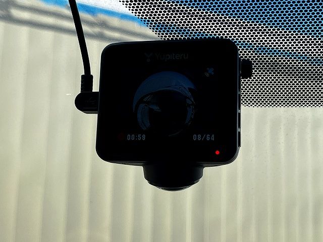 TOYOTA ESQUIRE 2017 Image 31