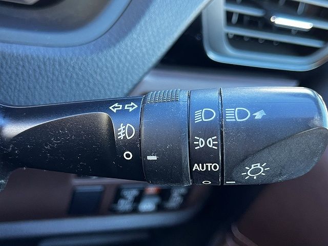 TOYOTA ESQUIRE 2017 Image 31