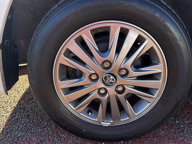 TOYOTA ESQUIRE 2017 Image 31