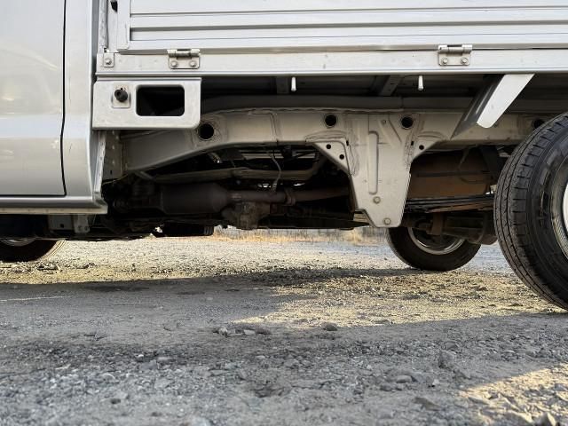 TOYOTA LITEACE TRUCK 4WD 2012 Image 31