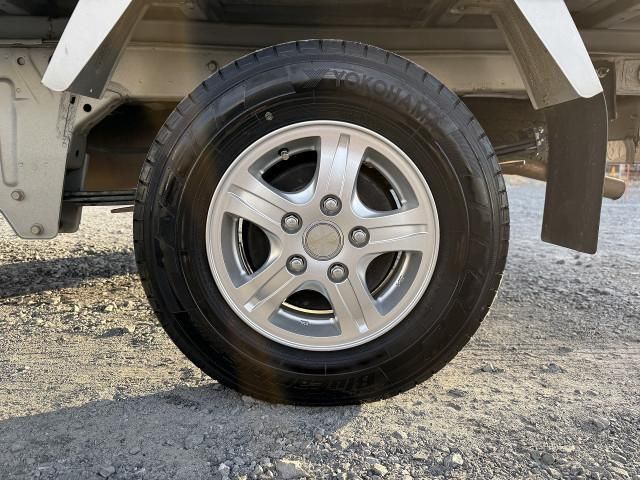 TOYOTA LITEACE TRUCK 4WD 2012 Image 31