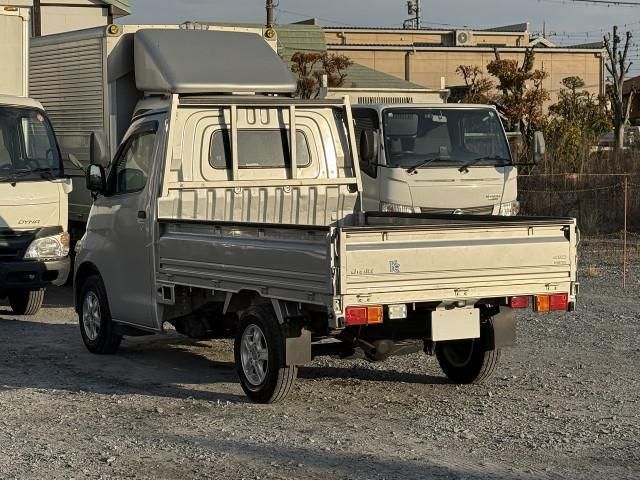 TOYOTA LITEACE TRUCK 4WD 2012 Image 31