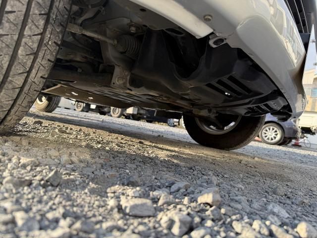 TOYOTA LITEACE TRUCK 4WD 2012 Image 31