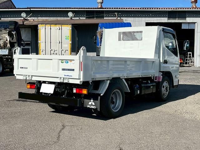 MITSUBISHI CANTER 2025 Image 31