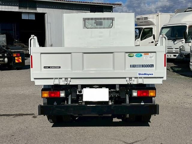 MITSUBISHI CANTER 2025 Image 31