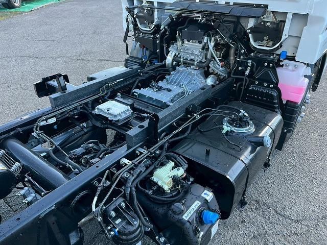 MITSUBISHI CANTER 2025 Image 31