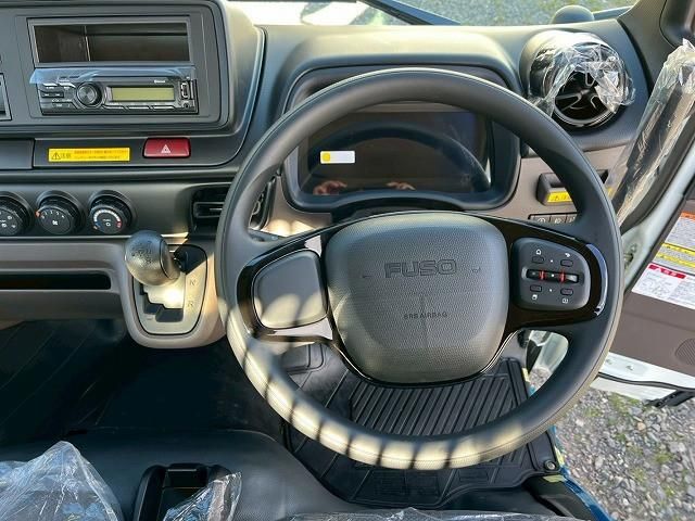 MITSUBISHI CANTER 2025 Image 31