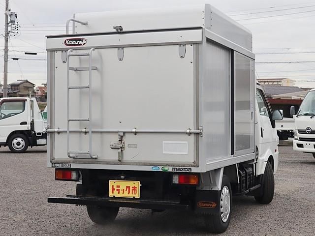 MAZDA BONGO TRUCK 2WD 2018 Image 31