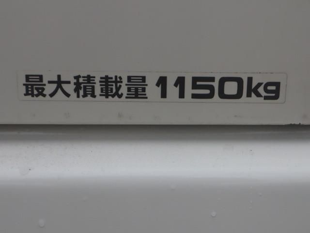 TOYOTA HIACE VAN 2WD 2020 Image 31