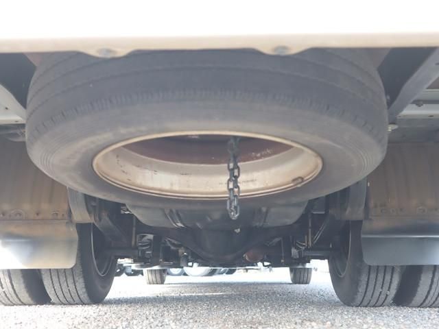 HINO LIESSE2 2018 Image 31