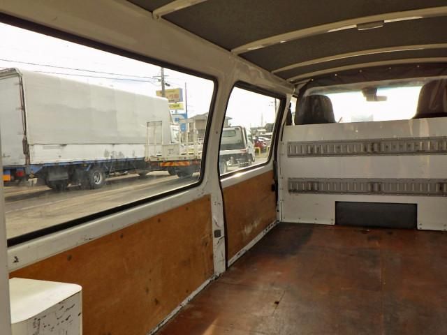 HINO DUTRO 2018 Image 31