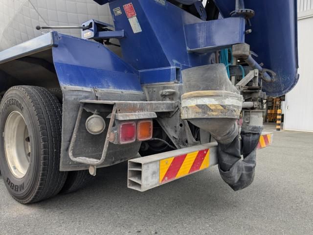 MITSUBISHI FUSOU SUPER GREAT 2014 Image 31