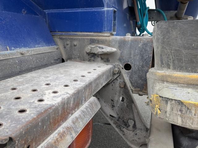 MITSUBISHI FUSOU SUPER GREAT 2014 Image 31