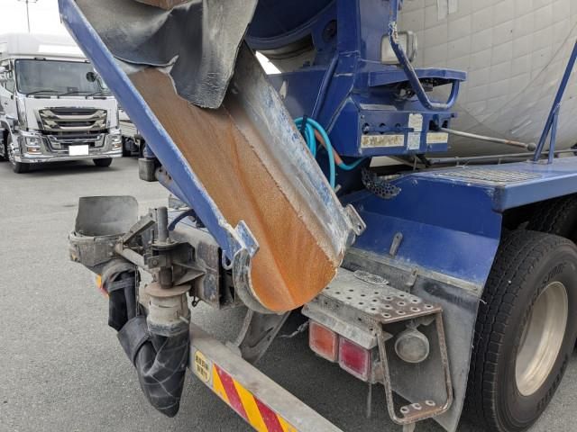 MITSUBISHI FUSOU SUPER GREAT 2014 Image 31