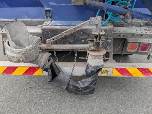 MITSUBISHI FUSOU SUPER GREAT 2014 Image 31