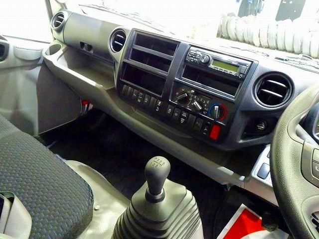 HINO DUTRO 2023 Image 31