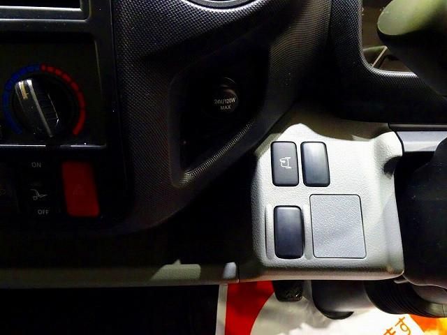 HINO DUTRO 2023 Image 31