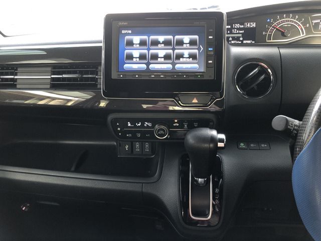 HONDA N BOX CUSTOM 2019 Image 31