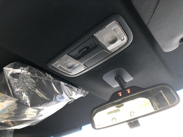 HONDA N BOX CUSTOM 2019 Image 31