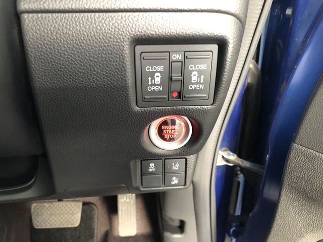 HONDA N BOX CUSTOM 2019 Image 31