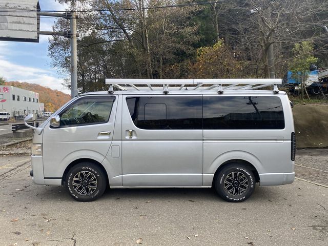 TOYOTA HIACE VAN 4WD 2014 Image 31