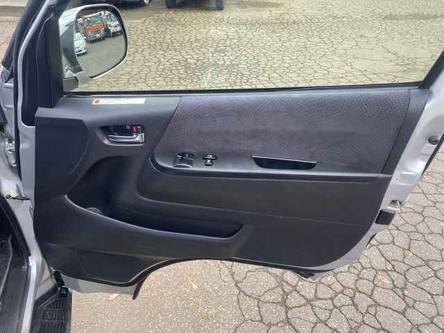 TOYOTA HIACE VAN 4WD 2014 Image 31