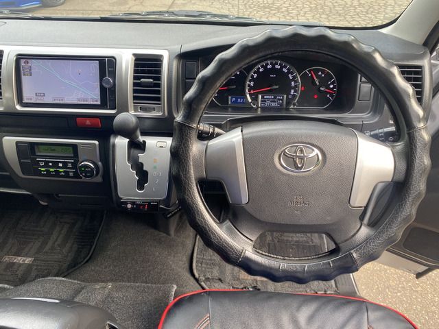 TOYOTA HIACE VAN 4WD 2014 Image 31