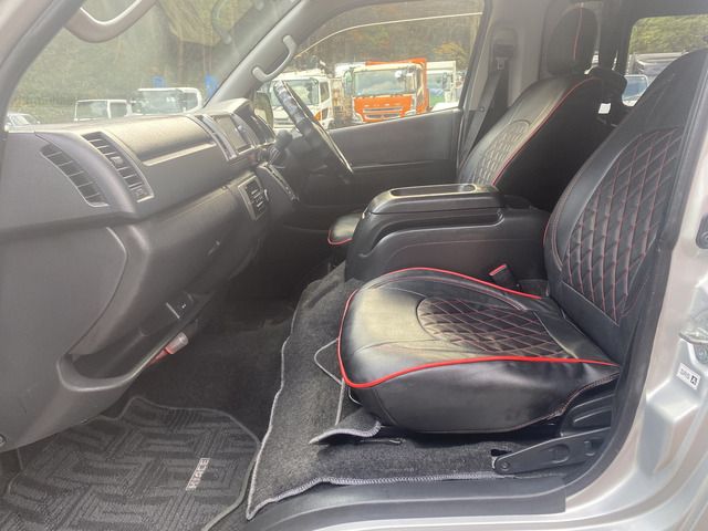 TOYOTA HIACE VAN 4WD 2014 Image 31