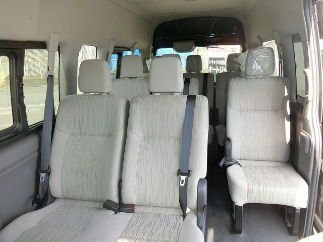 NISSAN CARAVAN WAGON 2016 Image 31