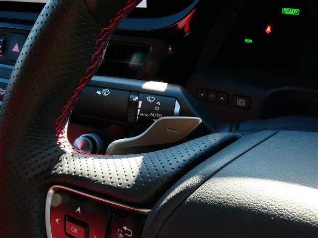 TOYOTA LEXUS ES300H 2023 Image 31