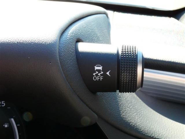 TOYOTA LEXUS ES300H 2023 Image 31